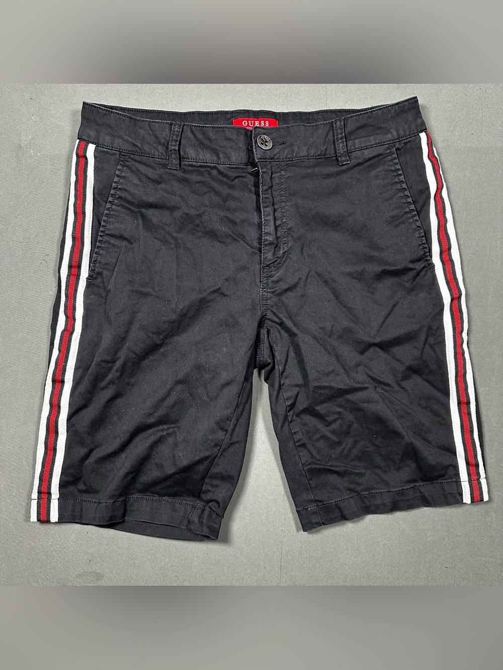 GUESS Los Angeles Men's Black Chino Shorts Side Stripe Red White Size 31